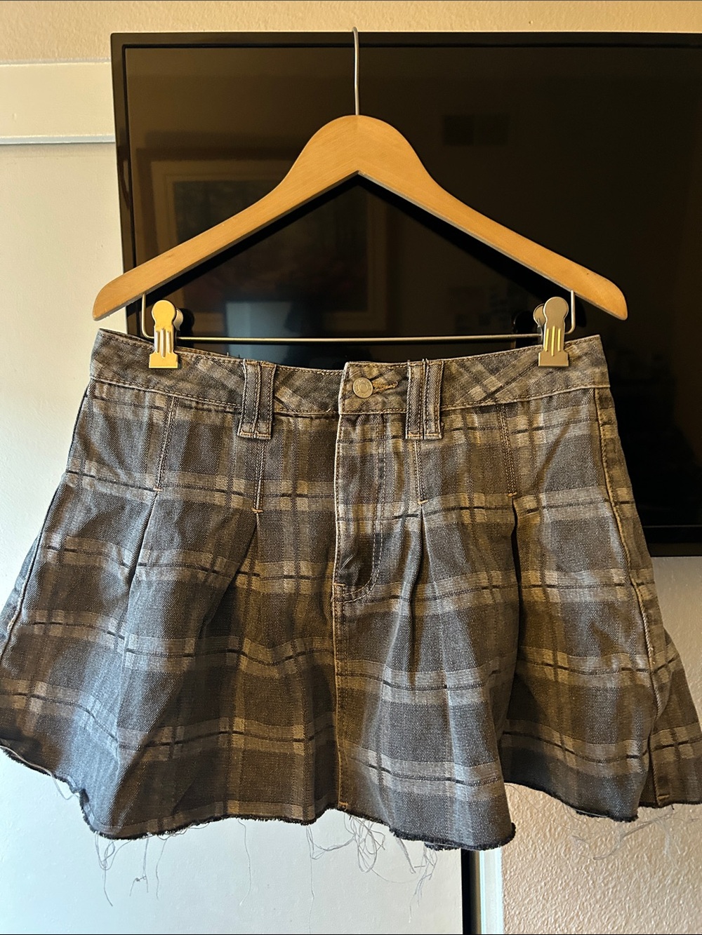 Forever 21 Gray Denim Waistband Detail